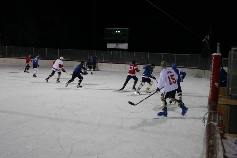 gal/Eishockeyspiel in Toblach/2008-02-02 SVR Eishockey 064.jpg